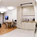 Elegant Two-room Apartment, Sleeps 4, Near Turon Arena, Balcony ,air Condition Cracovia