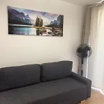 Apartamento Elegant Two-room Apartment, Sleeps 4, Near Turon Arena, Balcony ,air Condition *