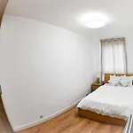 Elegant Two-room Apartment, Sleeps 4, Near Turon Arena, Balcony ,air Condition Apartamento Cracovia