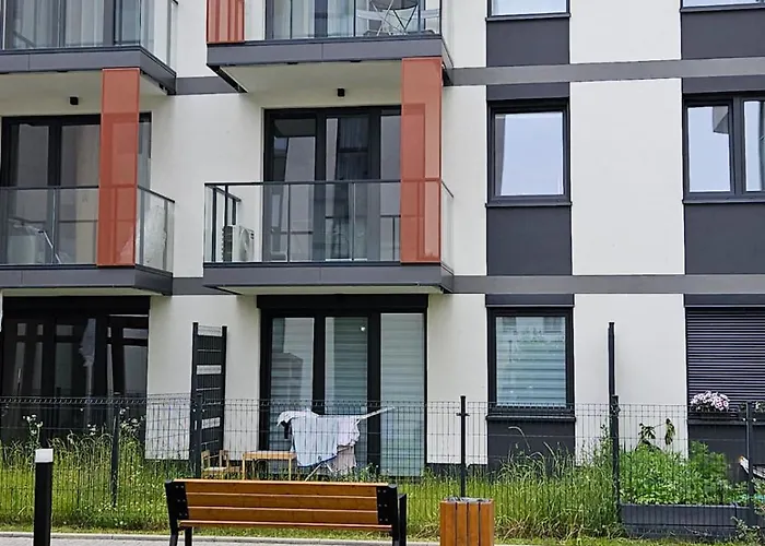 Elegant Two-room Apartment, Sleeps 4, Near Turon Arena, Balcony ,air Condition