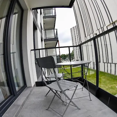 Elegant Two-room Apartment, Sleeps 4, Near Turon Arena, With Balcony Apartment Krakau